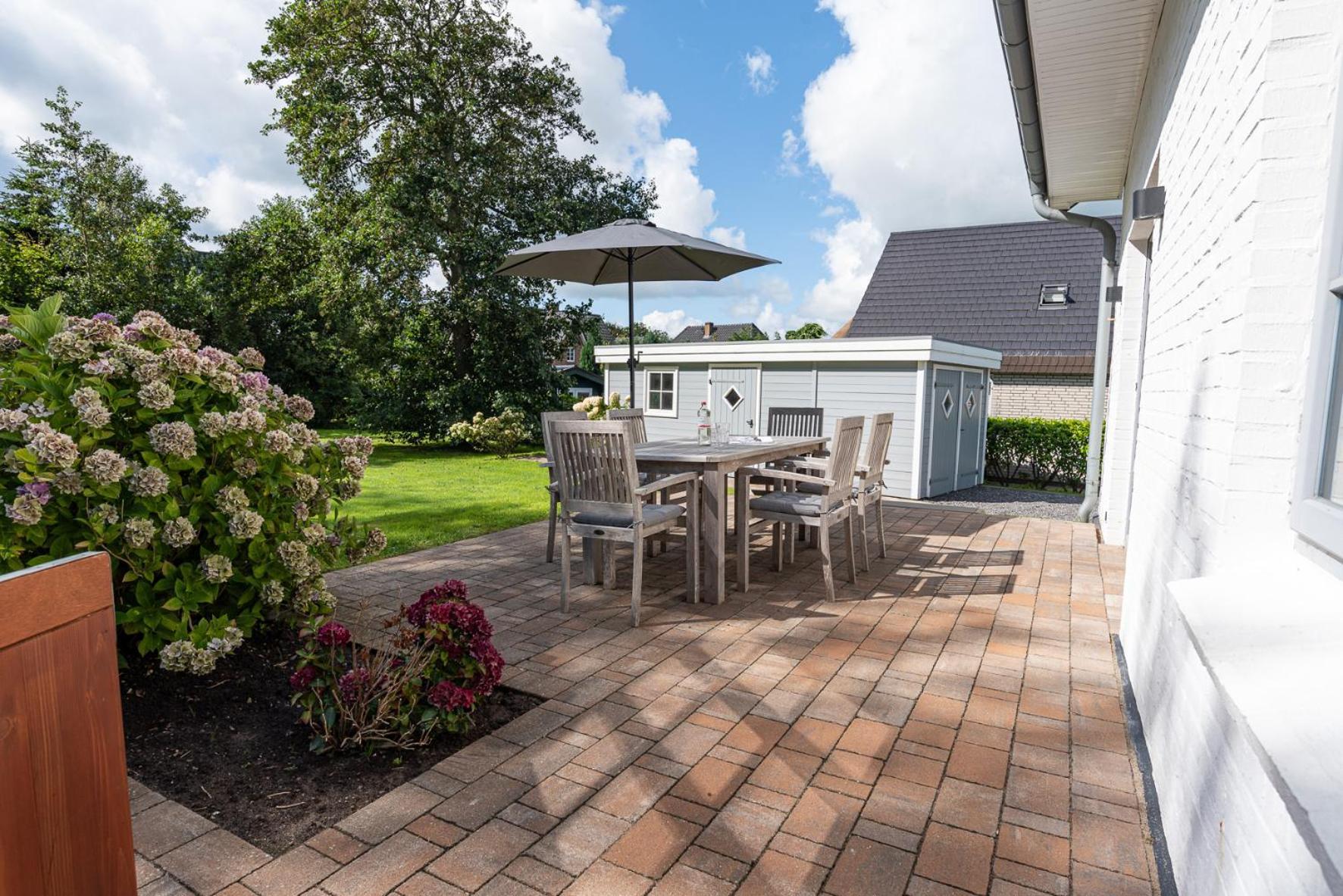 Huus Leeftalich Villa Alkersum Buitenkant foto